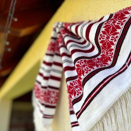Готель Casa Otilia Chiscau Екстер'єр фото